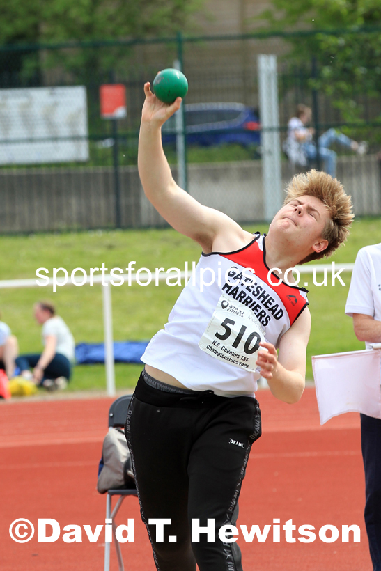 Men and Boys shot putt, 2022 North Eastern Track and Field Champs., Middlesbrough. David T. Hewitson/Sports for All Pics